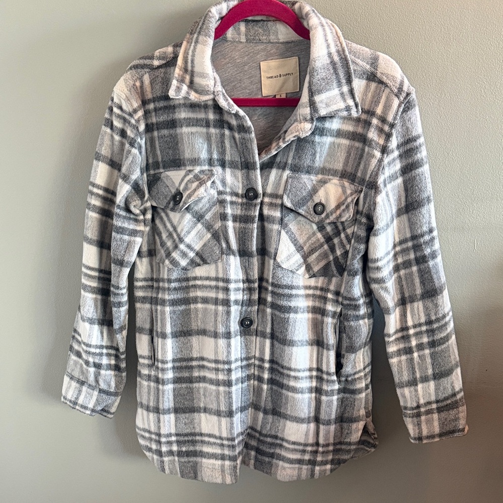 Thread & Supply Heather Gray Top with Pink Trim
